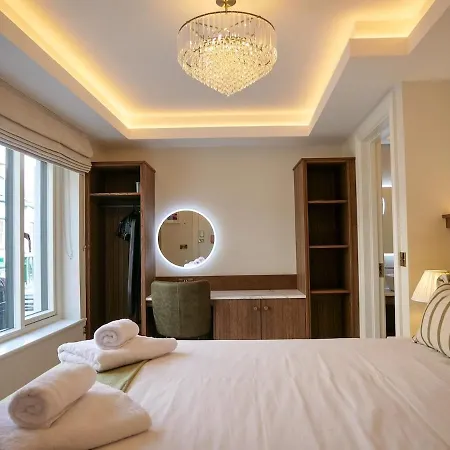 Experience At Main Street - 1 Pensionat 3*